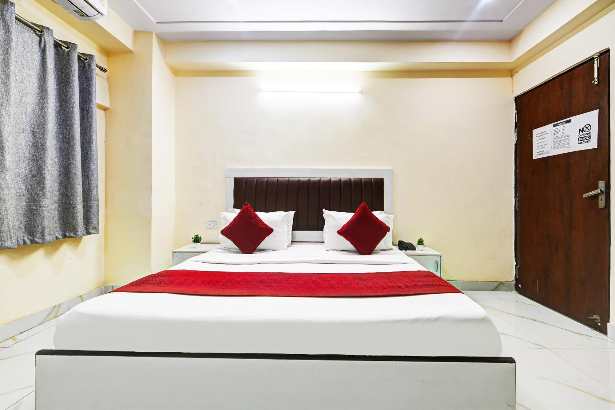 Hotel Krishna Tower Delhi  Exterior photo